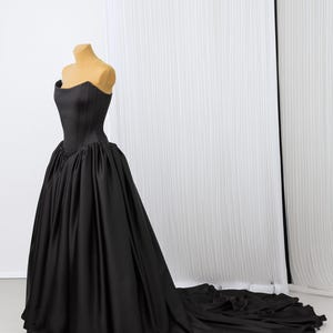 Custom Black Wedding Dress with Long Train 1 meter, Dramatic Corset Bridal Gown, Lace Up Back, Waist Cincher Corset Dress, Goth Wedding Gown