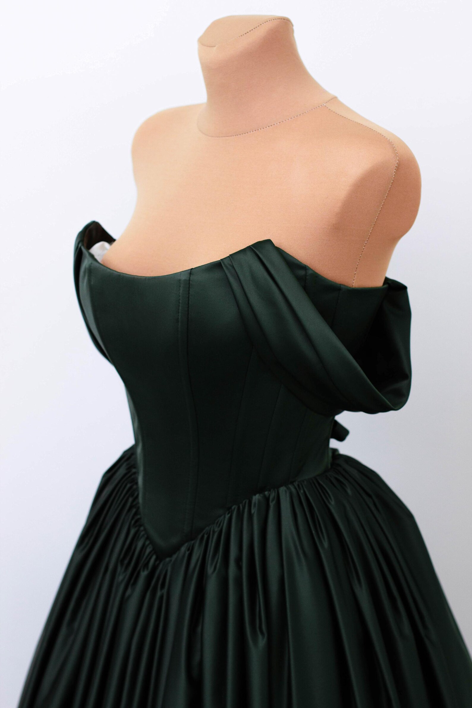 girls black dress Velvet For Fabric:Satin mss-occasion Best wedding reception dresses