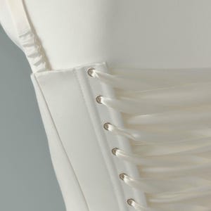 Classic Full Skirt Gala Dress, Elegant Corset Ballgown for Special Occasions image 14