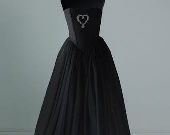 Black or White Alternative Wedding Dress, Gothic Bridal Ball Gown, Puffy Skirt Mother of Bride Dress
