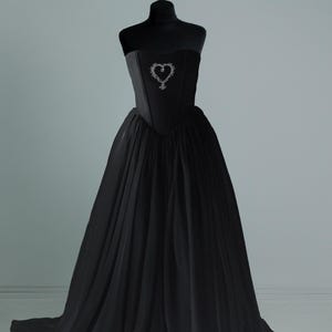 Gothic Black Wedding Gown with Crystal Heart, Strapless Corset Dress, Alternative Bridal Dress, Satin Ball Gown, Graduation Corset Gown