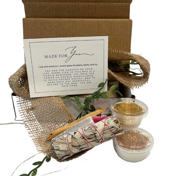 Spiritual Wellness Gift Box, Sage Palo Santo Crystal Wax Melt Gift Set, Selenite Stick Energy Cleanse, Motivational Card, Gift for Friends