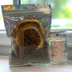 Christmas Simmer Pot Kit: Holiday Aromas, Herbs, Fruits & Spices