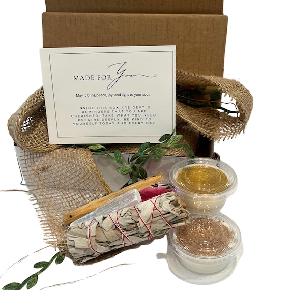 Spiritual Crystal Gift Box with Wax Melts, Sage, Selenite and Palo Santo, Energy Healing Kit, Thinking of You Gift, Wellness Box Set