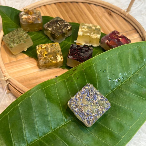 Lavender Herbal Tea Bombs, Floral Tea Sugar Candy Cubes Beverage Sweetener