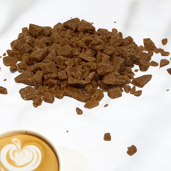 Butter Toffee Bits Topping, Crunchy Crumble for Ice Cream, Cake or Cupcakes, Gourmet Latte Gaarnish Sprinkles