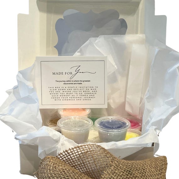 Hidden Crystal Wax Melt Gift Box, Spiritual Self Reflection Wellness Present, Self Care Aromatherapy Gift Set, Self Love Healing Journey