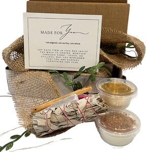 Crystal Wax Melt Gift Set: Sage, Palo Santo, Selenite, Spiritual Self Care