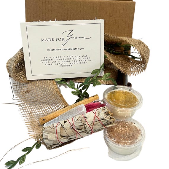 Crystal Wax Melt Gift Set with Sage Selenite & Palo Santo, Namaste Inspiring Card, Mindful Self Care Gift Box, Healing and Mindfulness