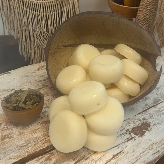 Mugwort Herb Soy Wax Melts, Aromatherapy Wax Cubes, Herbal Mugwort, Manifestation Wax Tarts, Calming Fragrance, Mindfulness Melts for Home