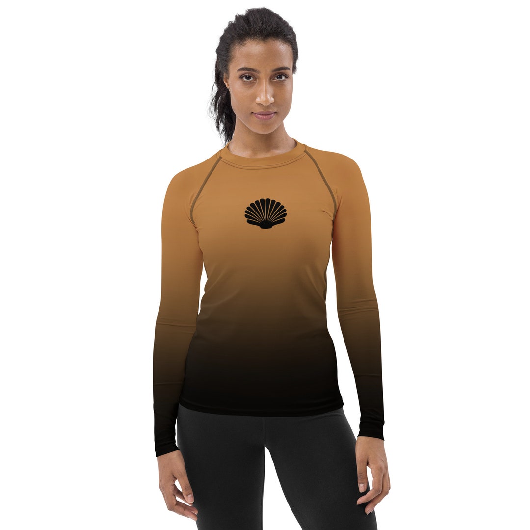 Sundial Fade / Scallop Shell Women's Rash Guard - Etsy