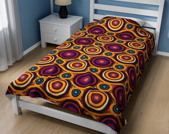 Abstract / Mod Pattern Velveteen Plush Blanket
