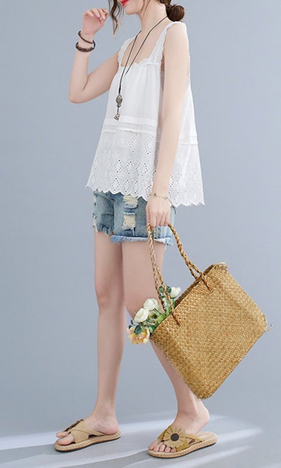 LACE UP EYELET CAMI COASTAL PARISIENNE