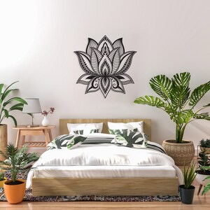 Grande decorazione da parete in metallo con mandala e fiore di loto, decorazione da parete in metallo con fiore di loto, arte yoga, decorazione da parete per la camera da letto, decorazione sopra il letto, regalo di inaugurazione della casa immagine 2