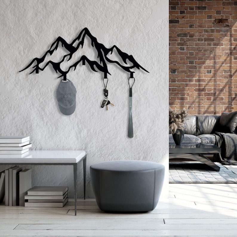 Modern home decor with outdoor themed metal wall hanger