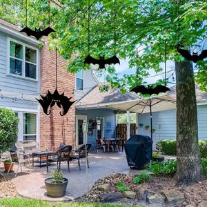 Halloween Hanging Bats Yard Art Set, Custom Halloween Yard Decor,Scary Halloween Garden Decor Set,Halloween Outdoor Decor,Hanging Tree Decor