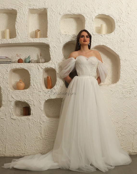 Wedding Dress Ballerina Ballgown Tulle Minimalist Dress Dress