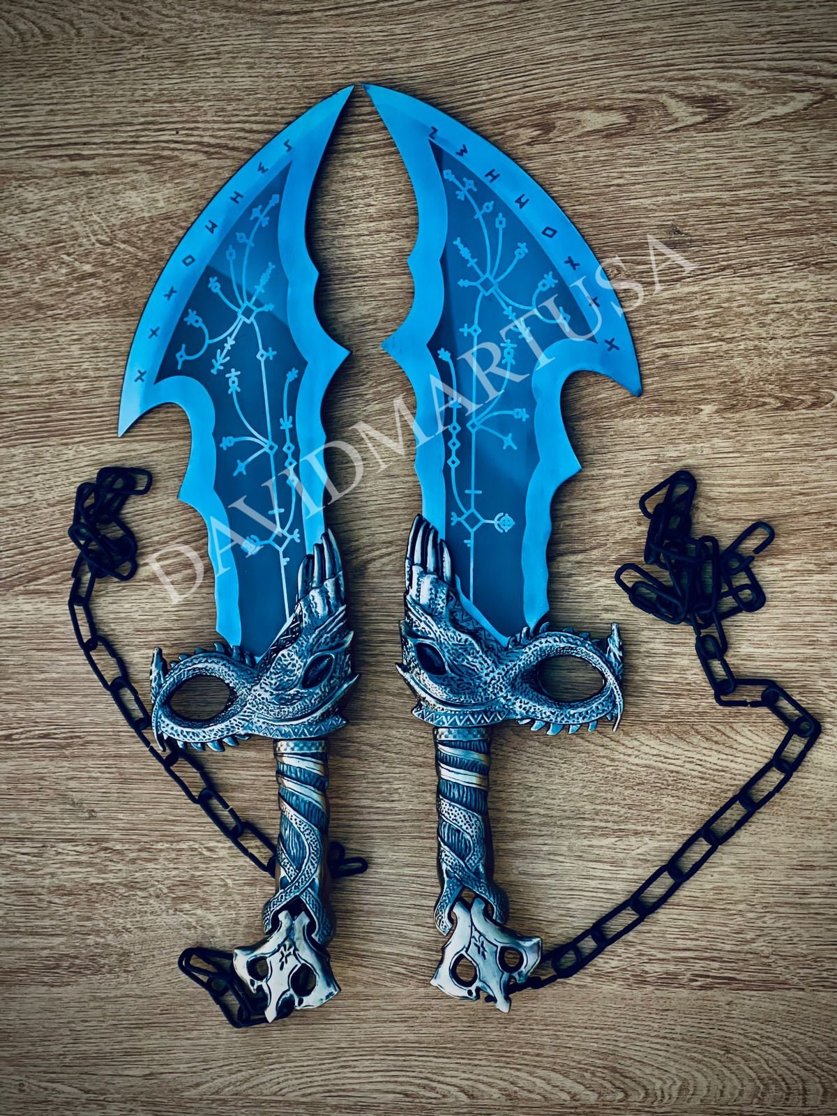 God of War Kratos Blades of Chaos, God of War Blades of Chaos, Kratos