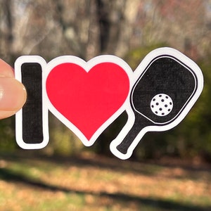 I love Pickleball Sticker | I Heart Pickleball Vinyl Decal | Water Bottle Sticker | Waterproof | Pickleball gifts | Cute Pickleball Paddle