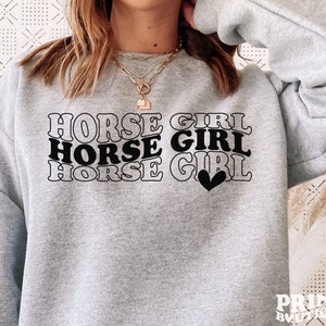 Pferde Mädchen SVG PNG PDF, Pferde Liebe svg, Ein Mädchen, das Pferde liebt svg, Pferdeliebhaber svg, Shirt svg, Farmlife svg, Pferde svg, Shirt für Mädchen