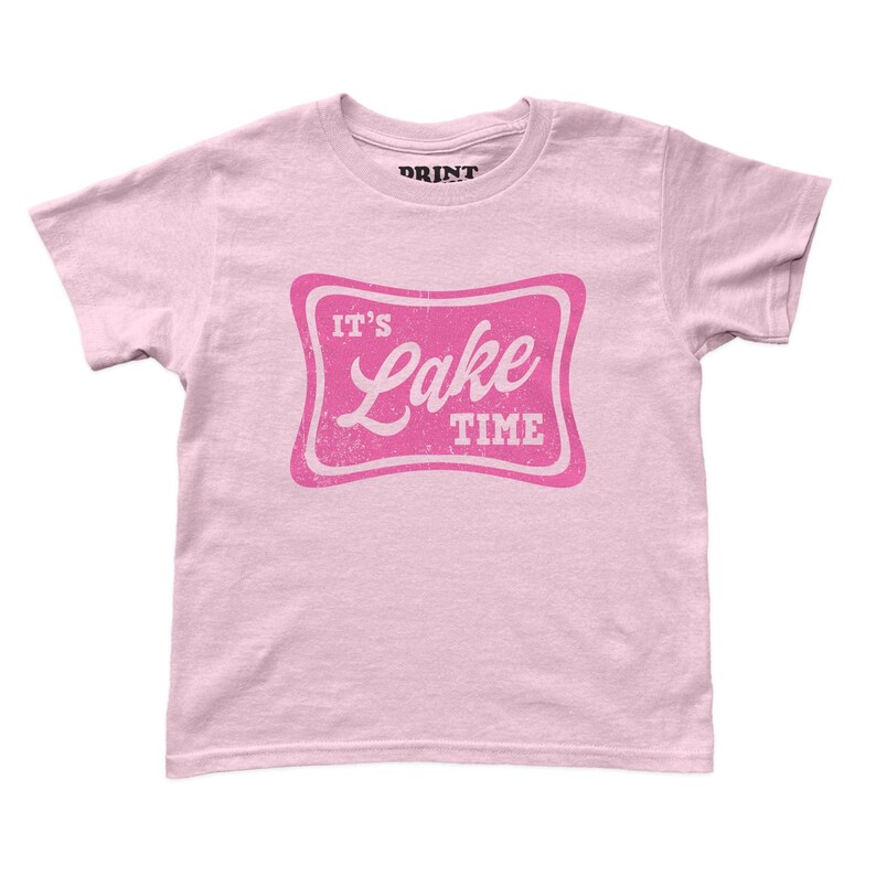 Det är sjötid babytröja, retro sjöskjorta, söt sommarmörtröja, vintage Y2K-grafik babytröja, sjödagsoutfit present till henne Light Pink