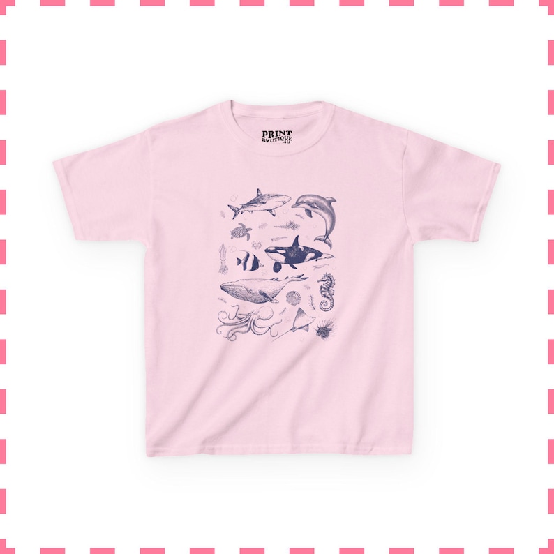 Camiseta de bebé con animales marinos, camiseta con estampado oceánico, camiseta con vida marina, camiseta estética Y2K, camiseta con estampado de ballena y delfín, camiseta de regalo para acuario Light Pink