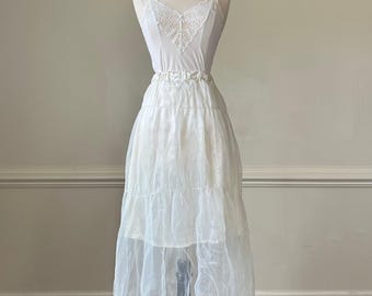 Vintage Fairycore maxiklänning i krinklad mesh – Passar S–M