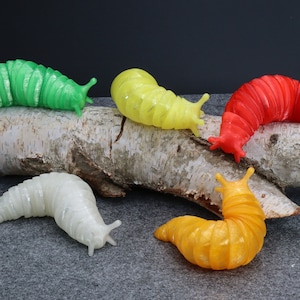 Articulated Slug Fidget Toy - Articulated Slug - 3D Printing - Transparent Material