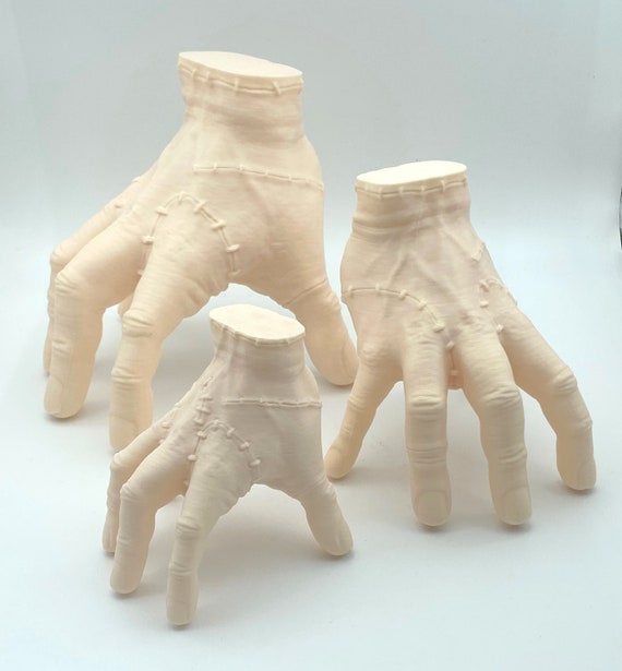 Mercredi Ice Cold Hand Famille Addams Sculpture à la main imprimée