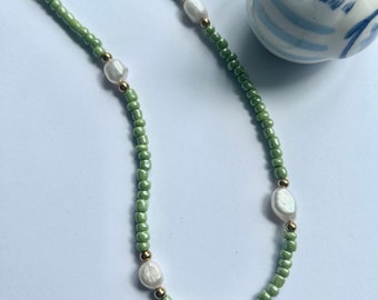 Fresh water pearl~beaded necklace~ seed bead necklace~ green seed bead choker gift for her~ birthdsy