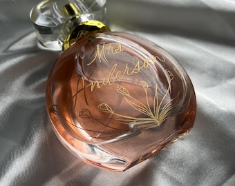 Custom Engraved Round Perfume Bottle: 50ml Wedding Keepsake, Mother of the Bride/Groom Gift, Mothers Day Gift, Sister Gift, Valentines Gift