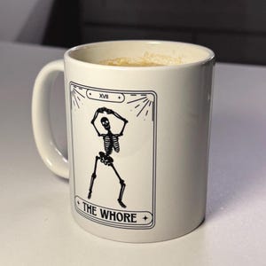 Taza de café de puta, divertida taza de cerámica con tarot inapropiado