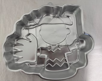 Charlie Brown Cake Pan