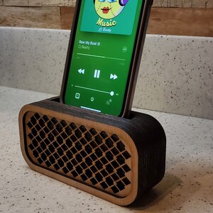 Wood Phone Speaker Box