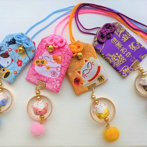 Maneki Neko Car Charm: Japanese Lucky Cat Amulet with Omamori
