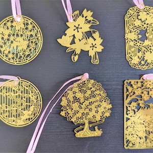 Golden Cherry Blossom Bookmark: Japanese Sakura Tree, Mount Fuji