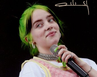 Billie Eilish MUSICIAN In Person Signed Photo