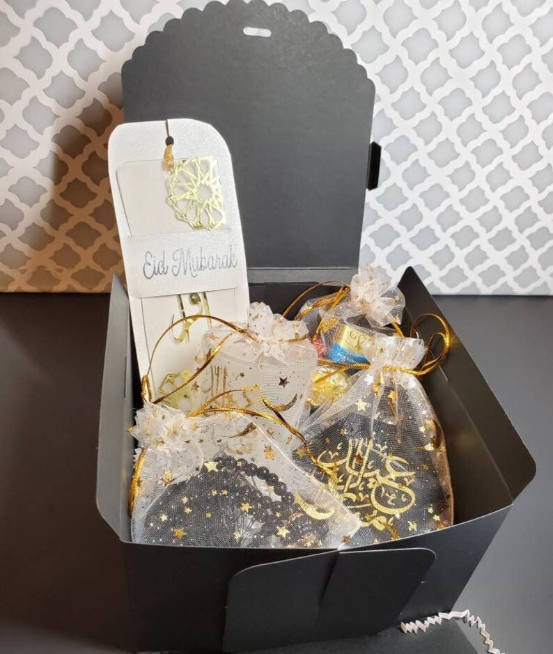 Deluxe Eid Gift Box Eid Gift Basket Eid Mubarak Ramadan Etsy