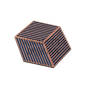 Könnte beinhalten: Ein geometrischer Untersetzer aus Holz mit einem gestreiften Muster in Blau und Braun. Der Untersetzer hat die Form eines Würfels mit abgeschrägten Kanten.