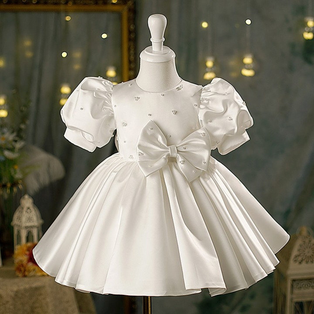 Elegant Baby Girl White Satin Flower Girl Dress Toddler First Birthday Dress