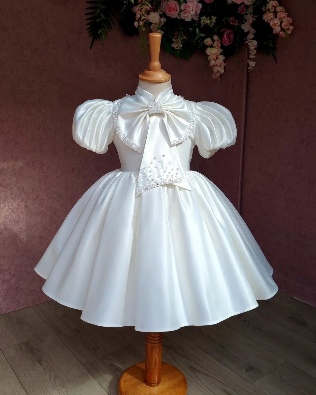 Girls Bow Dress main image 1