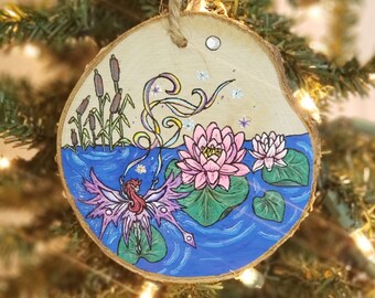 Zomer Fairy, Handgemaakte, Houten Plak Ornament, Acryl Geschilderde Schijf door Timber Tatts