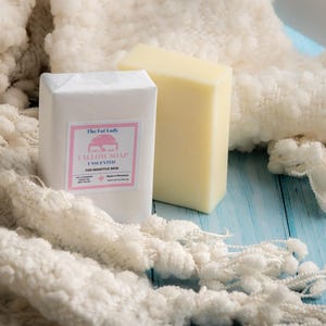 Grass-Fed Tallow Soap Bar | Organic & Unscented | Handcrafted Tallow Bar | Traditional Small-Batch Tallow