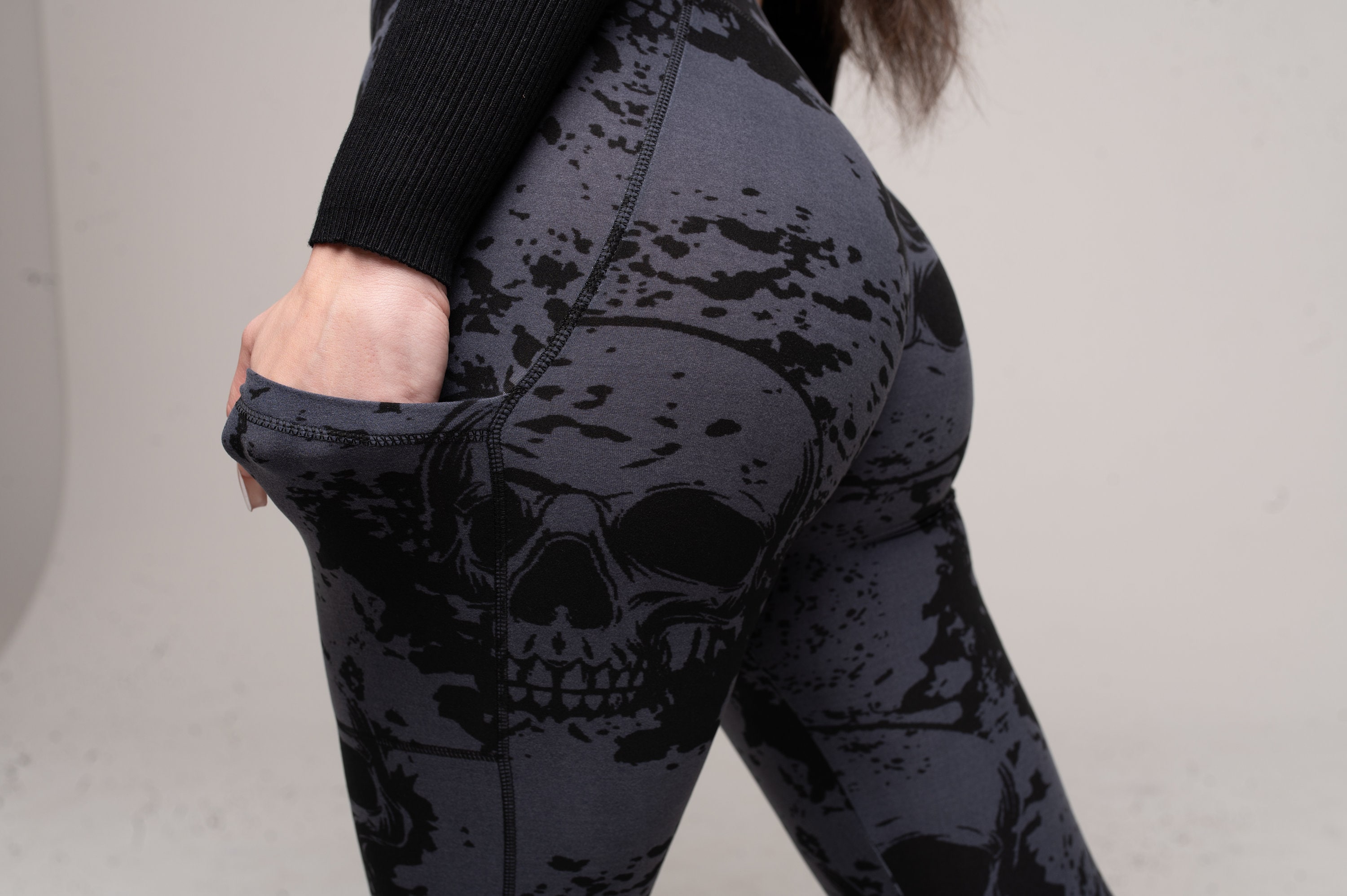 Black Skulls Leggings with Pockets for Women, 5" High Waist, Yoga Pants