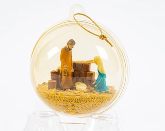 Nativity Scene Diorama Ornament Ball Vintage 3.5"