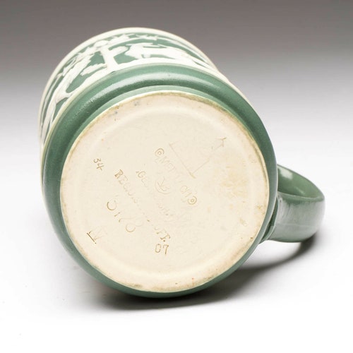 1907 Mettlach Elk Ceramic Cameo Stein #3178 - Missing Lid shops Villeroy & Boch 3/10L