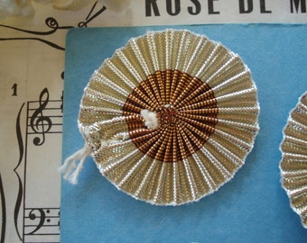 Vintage India HM Silver Copper Lurex Metallic Ribbon Pleated Cocarde Cockade Pinwheel Applique Ribbonwork Rosette Flapper Hat Doll Dres Trim