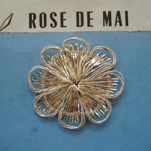 Inde vintage 1 3/4" argent massif HM métallique véritable plaque en métal fil lingots fleur appliques florales embellissement chapeau poupée ruban garniture journal