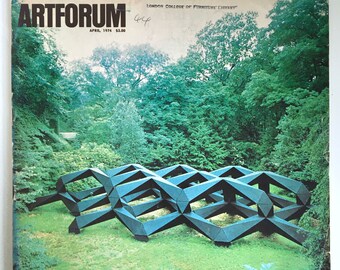 Artforum Volume XII, No. 8, April 1974