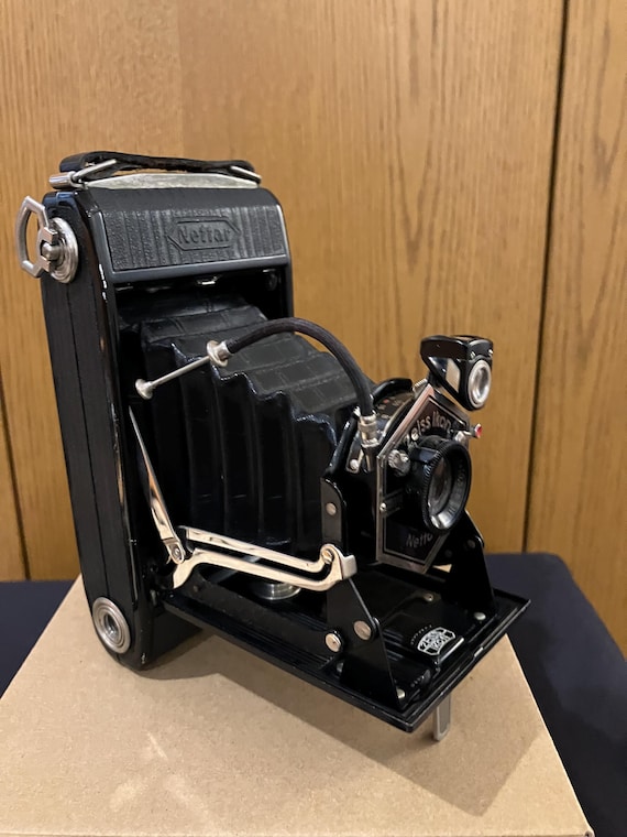 ZEISS IKON NETTAR S - Rare !! Collectable Excellent Condition 1933